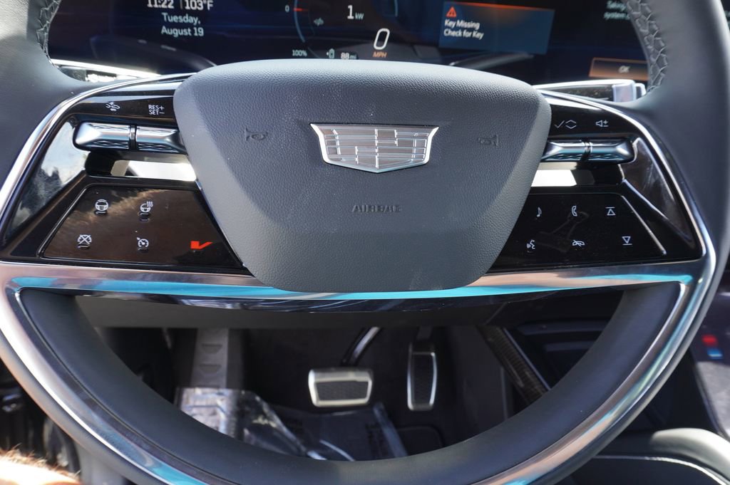 New 2026 Cadillac Vistiq Luxury AWD/4WD image 18