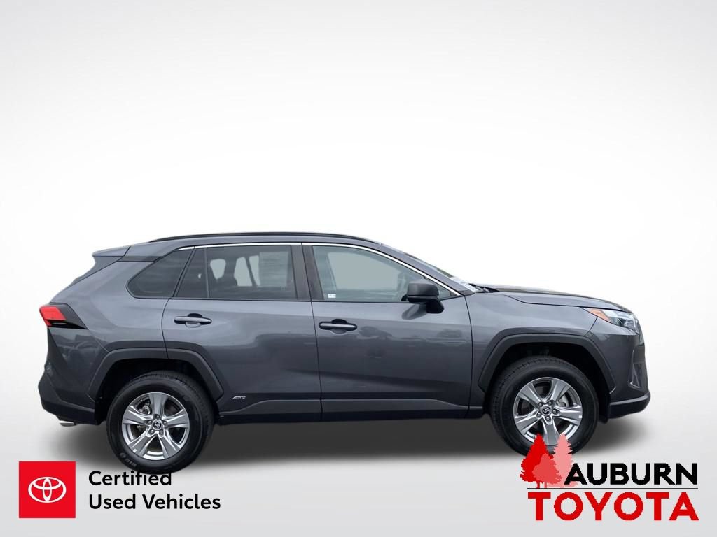 Certified 2024 Toyota RAV4 LE AWD/4WD image 9