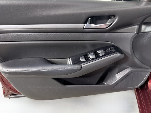 Certified 2023 Nissan Altima 2.5 SV AWD/4WD image 15