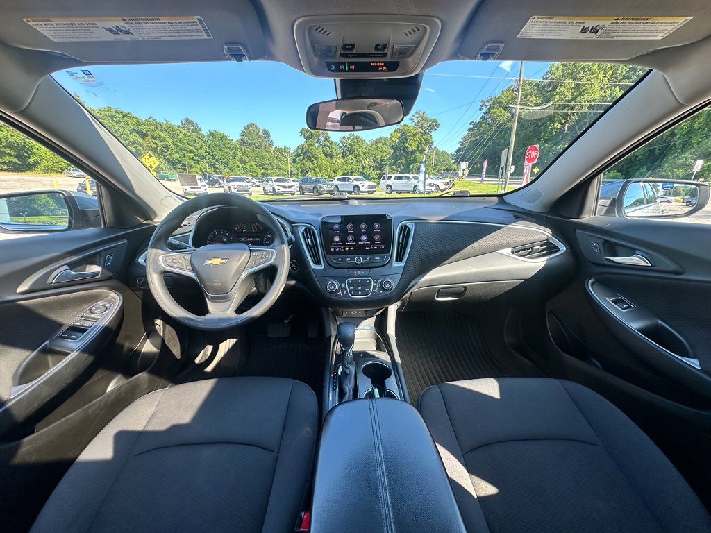 Used 2023 Chevrolet Malibu LT FWD image 23