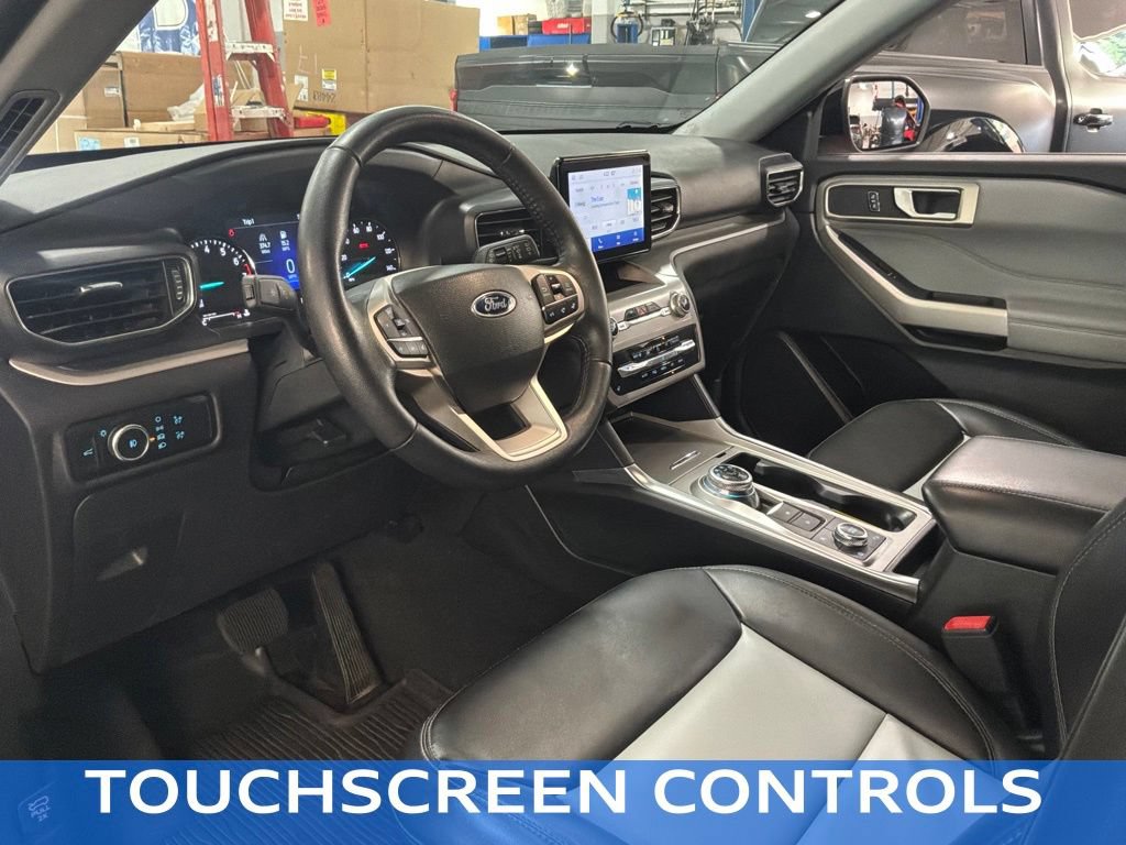 Used 2023 Ford Explorer XLT w/ Equipment Group 202A AWD/4WD image 6