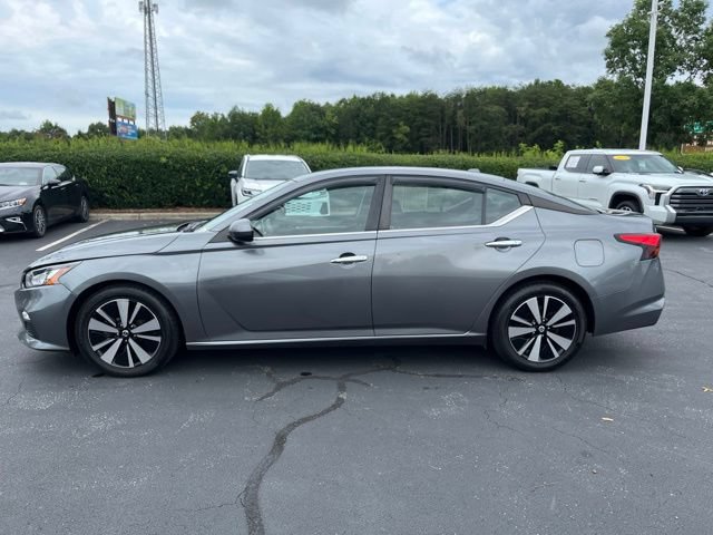 Used 2022 Nissan Altima 2.5 SV FWD image 12