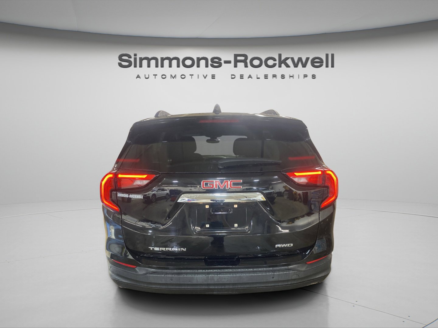 Used 2021 GMC Terrain SLE w/ Driver Convenience Package image 6