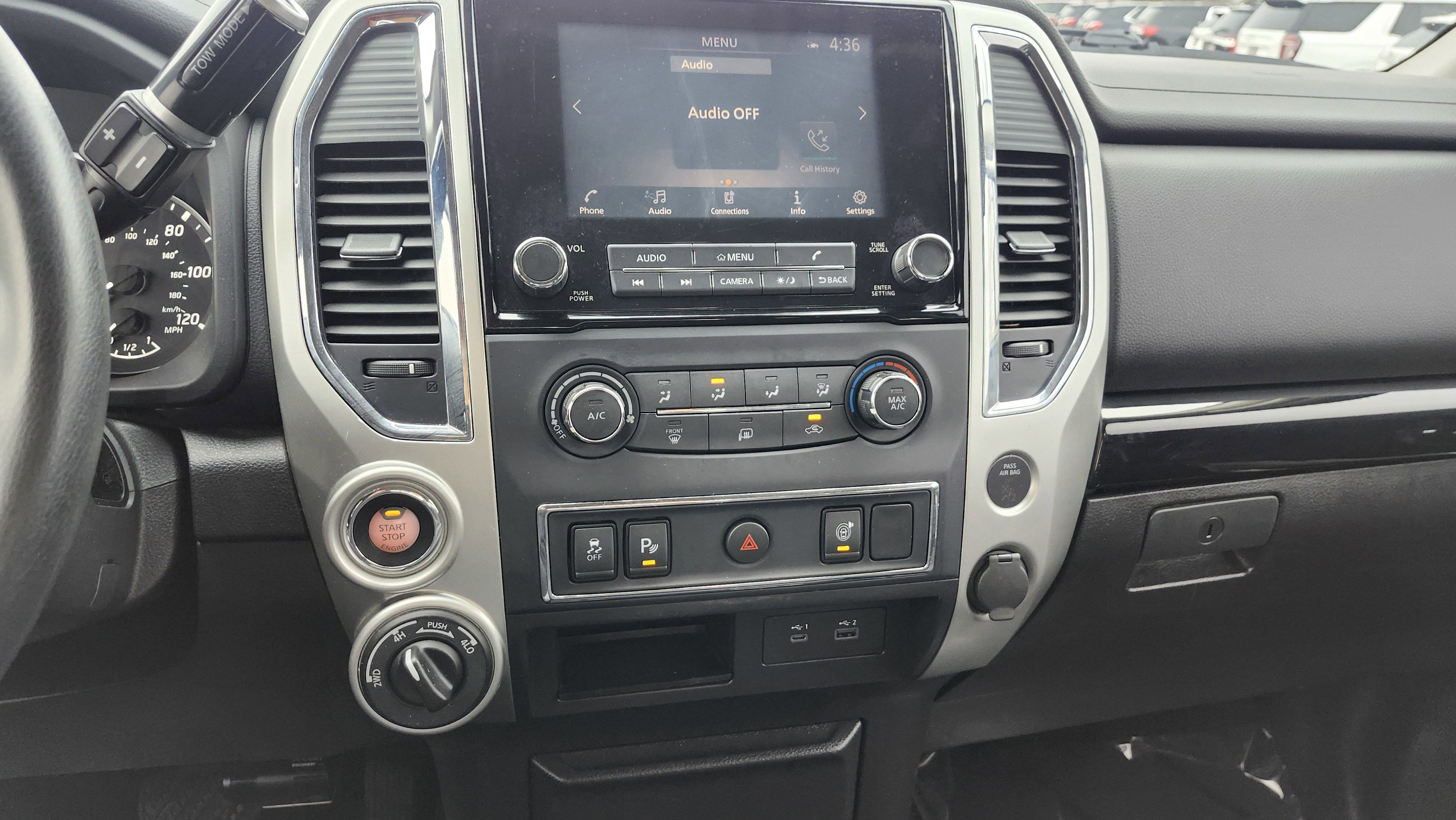 Used 2021 Nissan Titan SV w/ Accessory Utility Package image 28