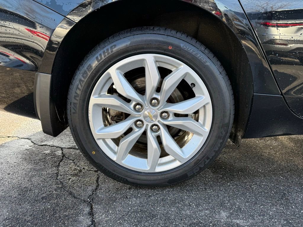 Used 2017 Chevrolet Impala LT image 25