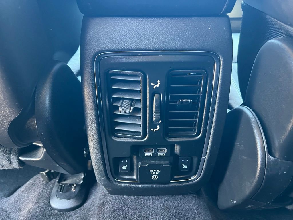 Used 2015 Dodge Durango Limited w/ Nav & Power Liftgate Group AWD/4WD image 21
