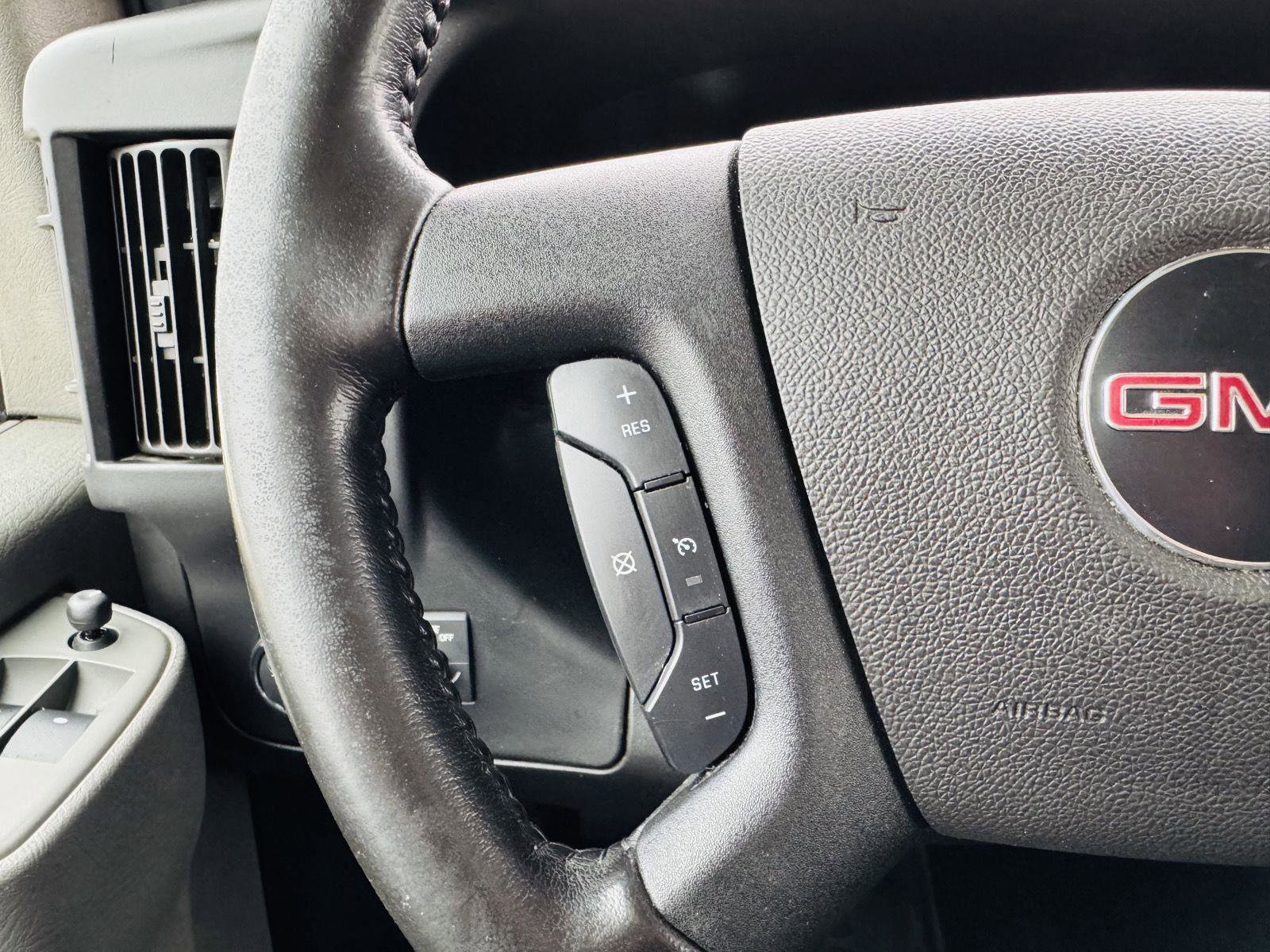 Used 2022 GMC Savana 2500 Extended w/ Driver Convenience Package image 10