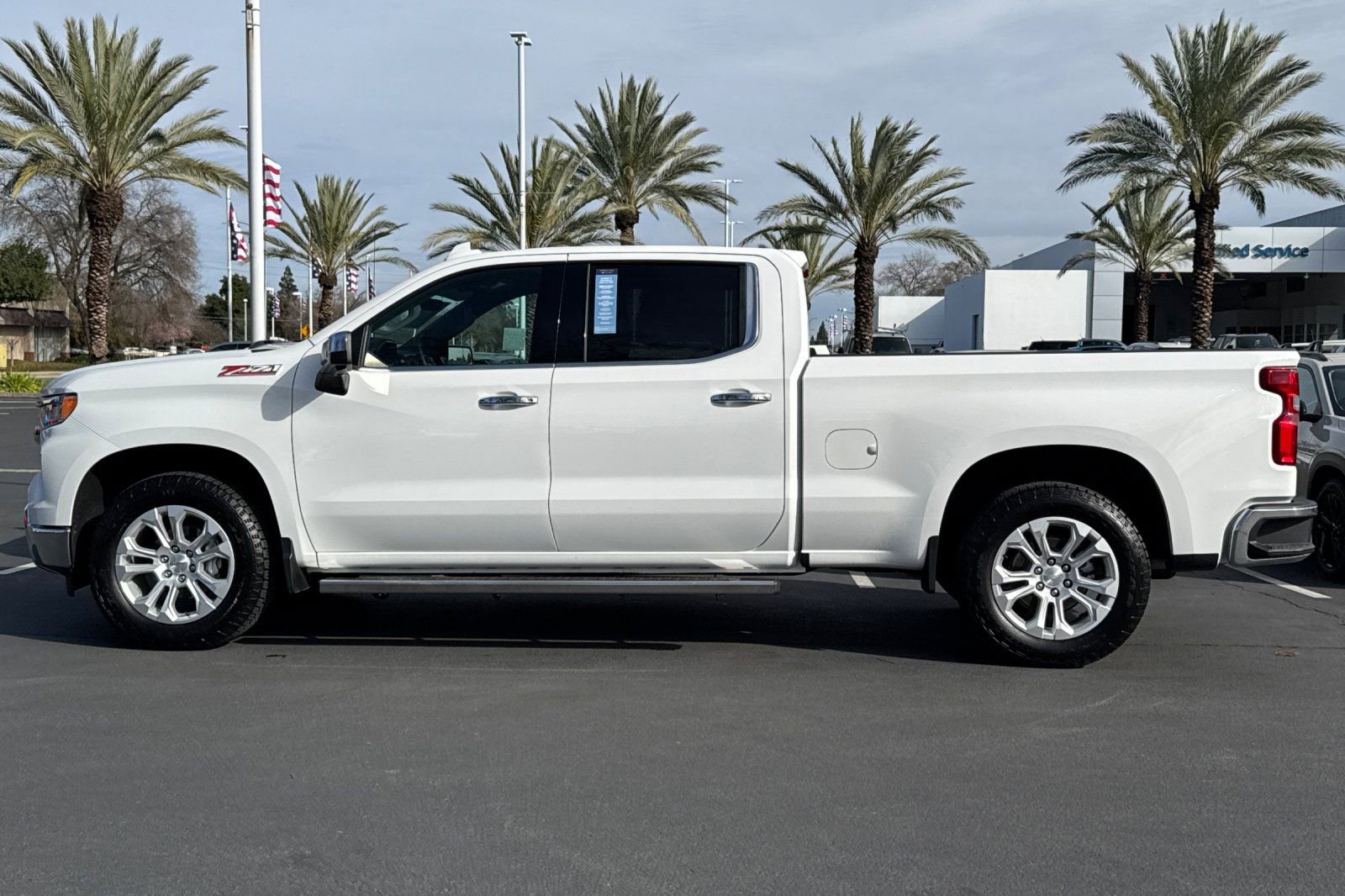 Used 2023 Chevrolet Silverado 1500 LTZ image 6