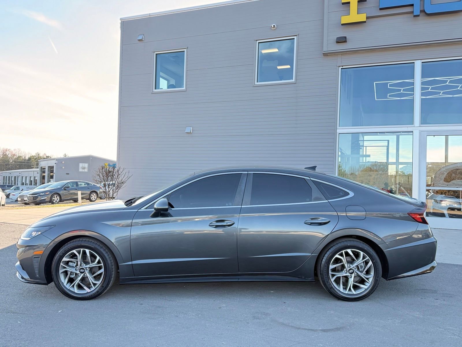 Used 2021 Hyundai Sonata SEL image 10