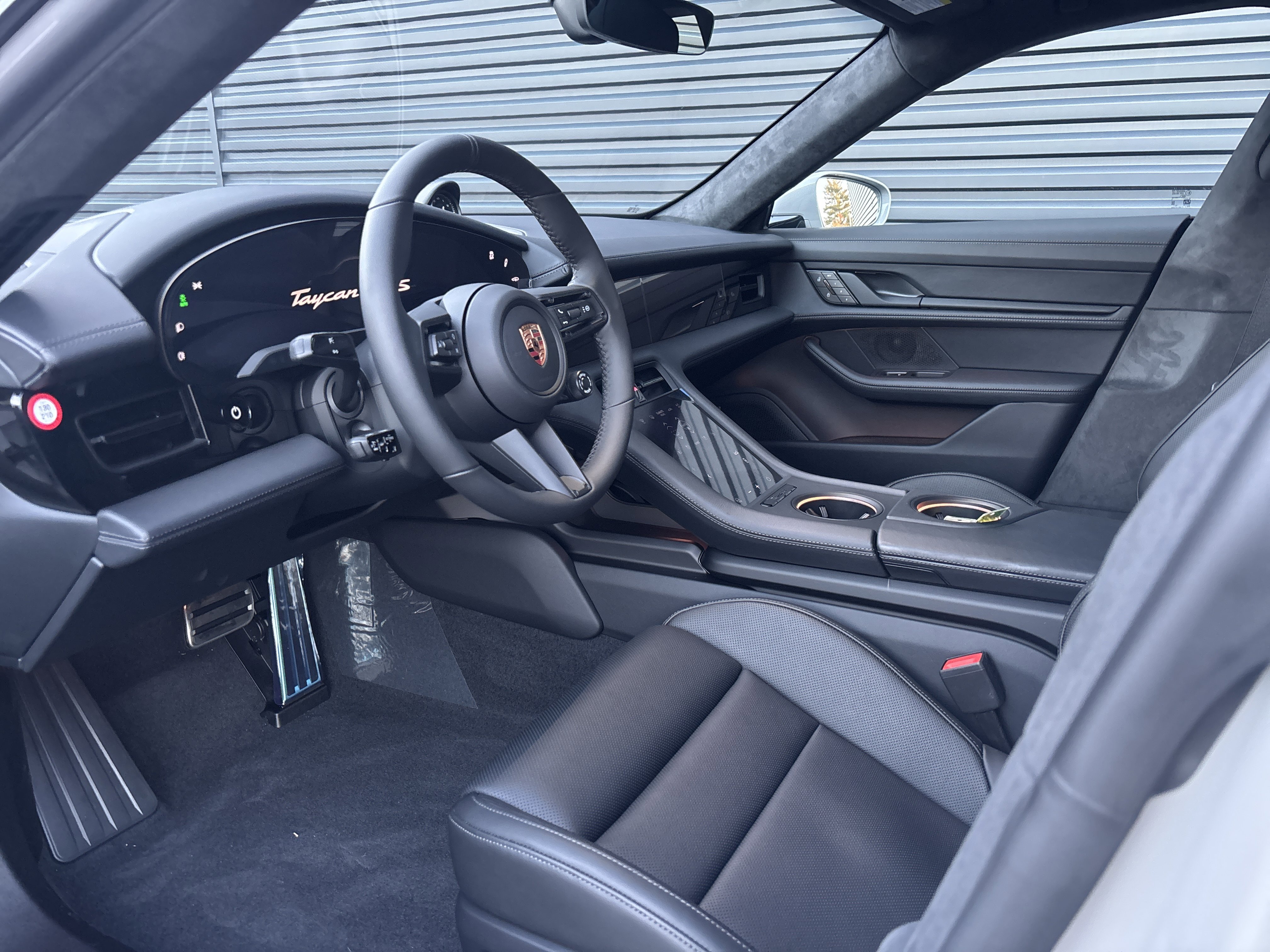 New 2026 Porsche Taycan GTS AWD/4WD image 10