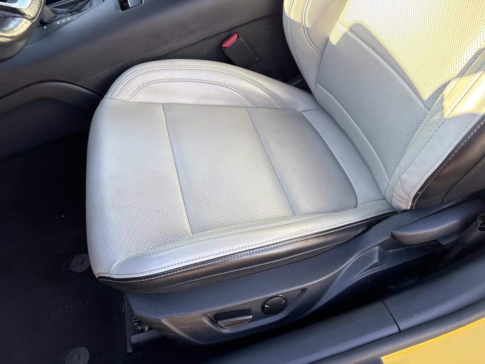 Used 2024 Ford Mustang Premium image 10