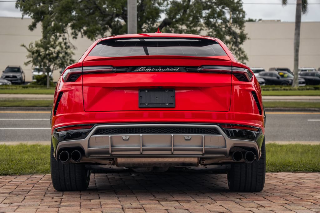 Used 2020 Lamborghini Urus AWD/4WD image 5