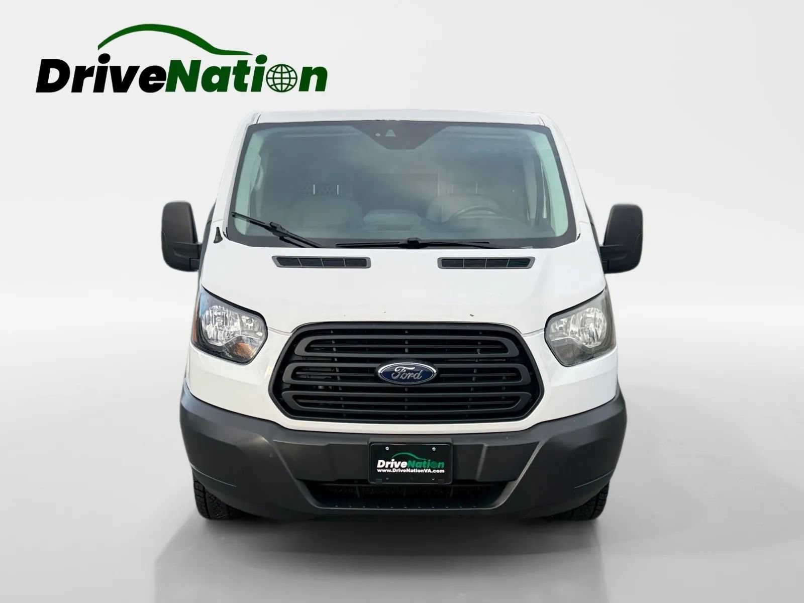 Used 2016 Ford Transit 250 130 Low Roof RWD image 2