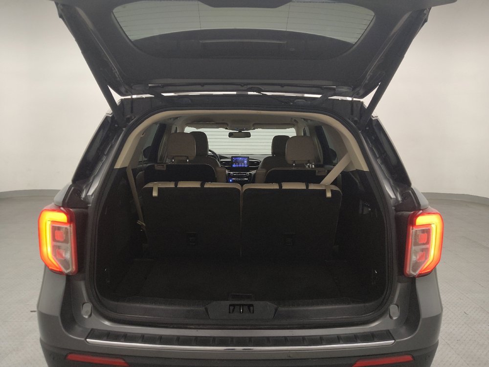 Used 2023 Ford Explorer Limited w/ Equipment Group 301A RWD image 29