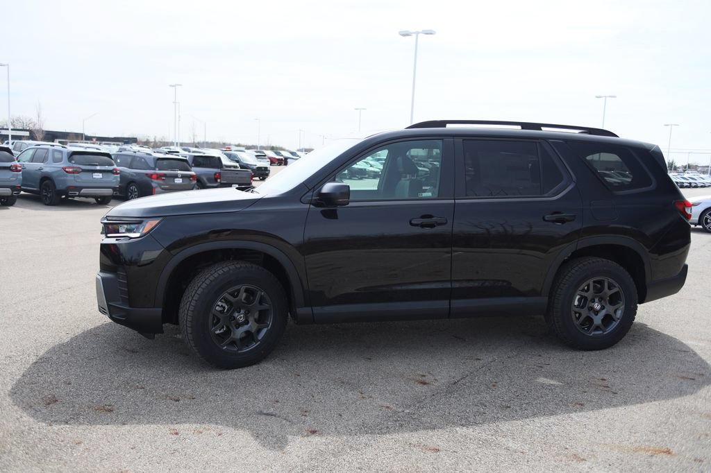 New 2026 Honda Pilot TrailSport image 8
