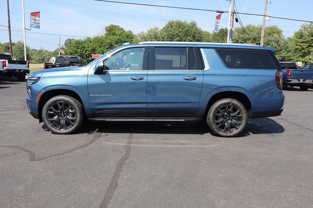 New 2025 Chevrolet Suburban Premier image 29
