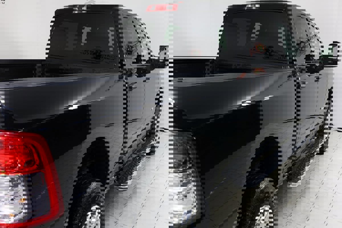 Used 2024 RAM 2500 Big Horn w/ Bed Utility Group image 40