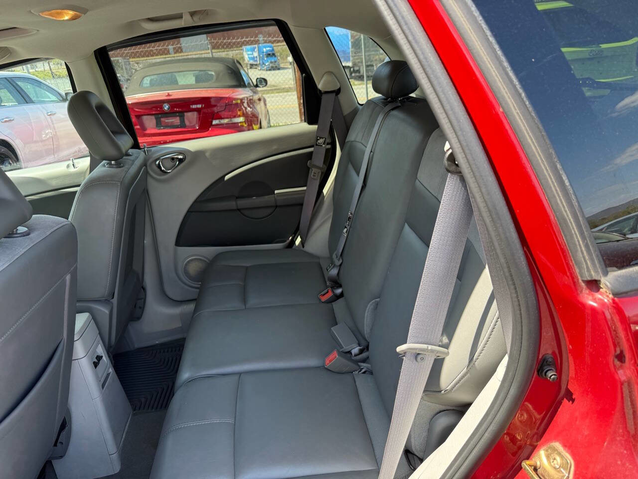 Used 2006 Chrysler PT Cruiser Limited FWD image 13