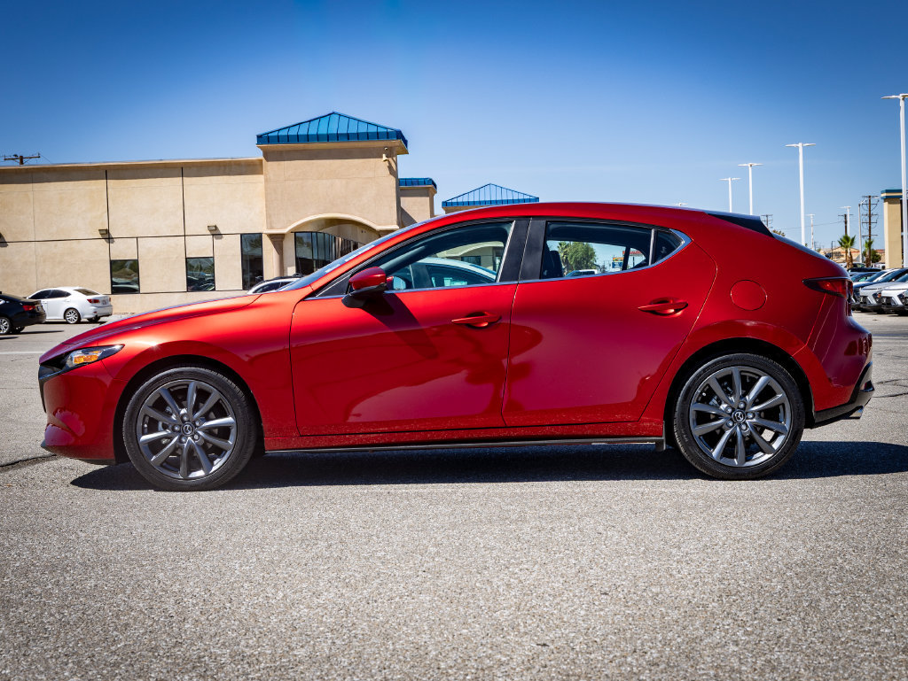 Used 2024 MAZDA MAZDA3 s FWD image 3