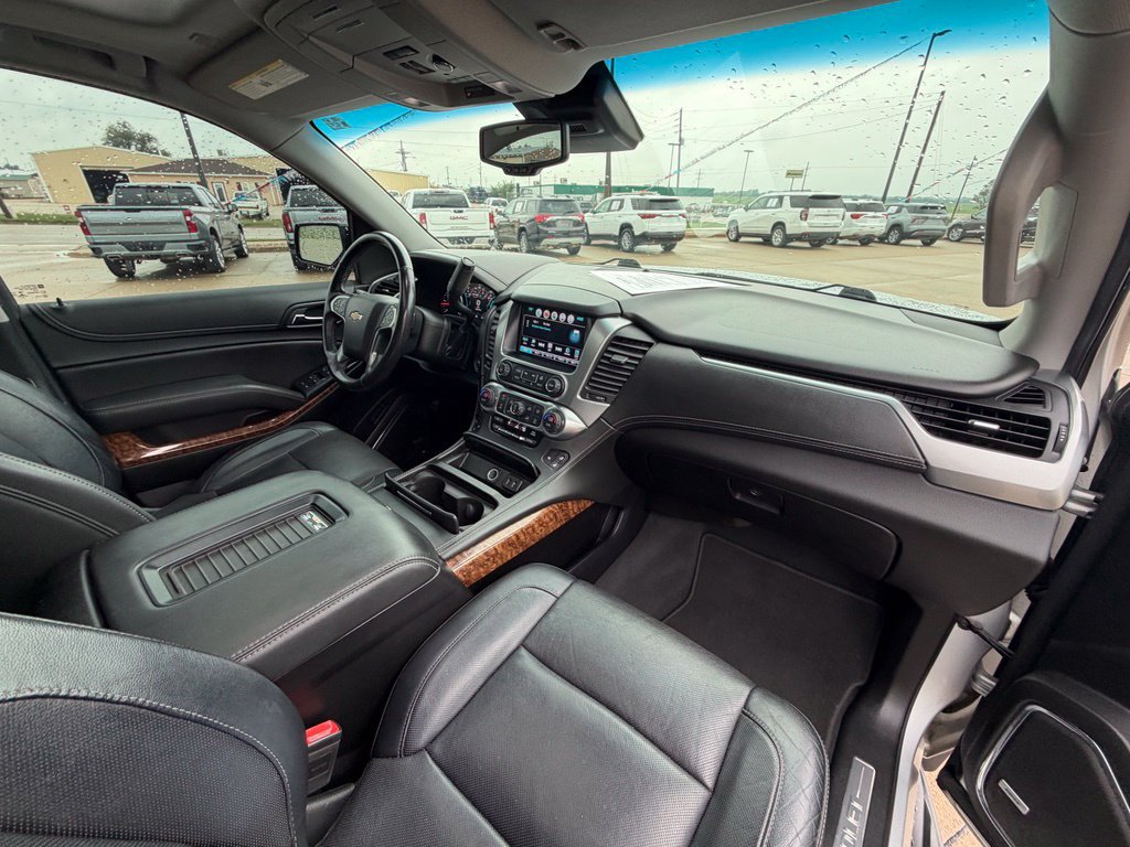 Used 2019 Chevrolet Tahoe Premier AWD/4WD image 35
