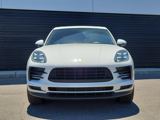 Certified 2020 Porsche Macan AWD/4WD image 10