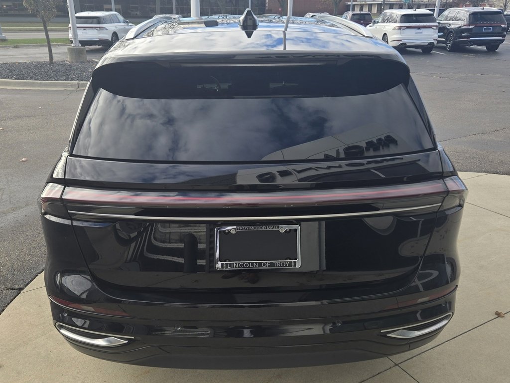 Certified 2024 Lincoln Nautilus Black Label image 24