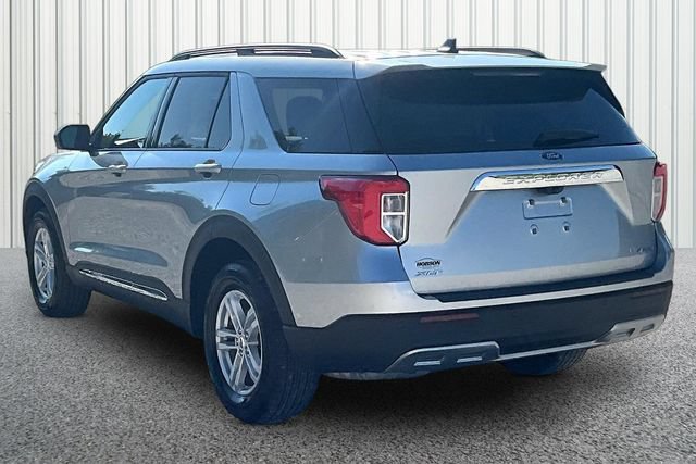 Used 2024 Ford Explorer XLT w/ Equipment Group 202A AWD/4WD image 9
