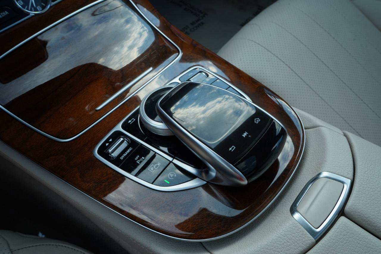 Used 2019 Mercedes-Benz E 450 4MATIC Wagon w/ Premium Package image 40