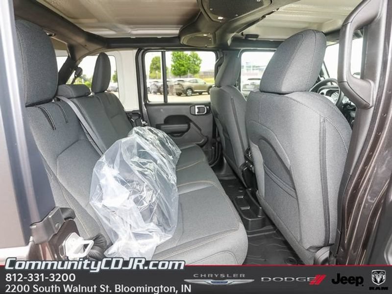 New 2025 Jeep Wrangler Unlimited Sport S 4xe w/ Convenience Group AWD/4WD image 19