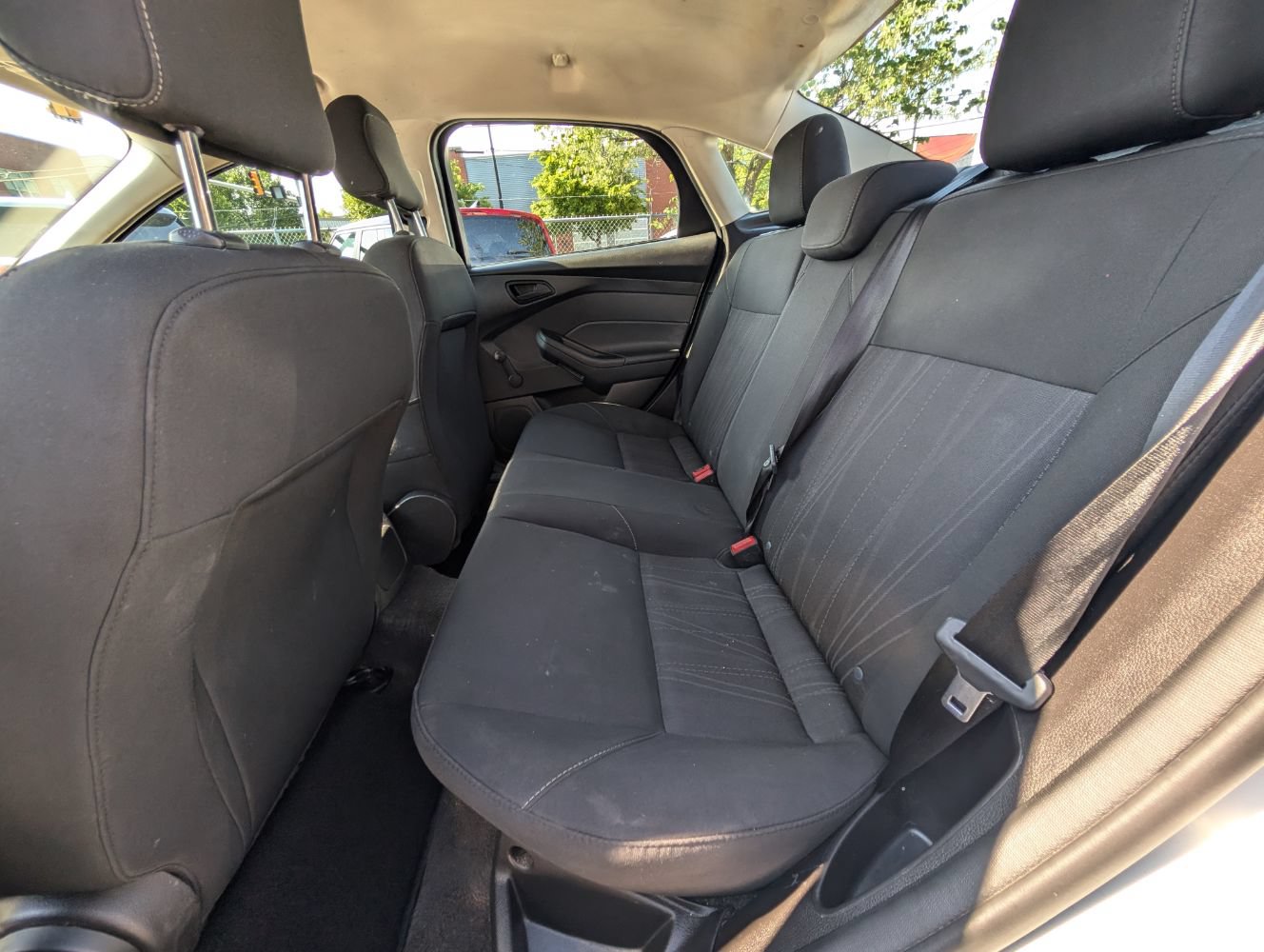 Used 2018 Ford Focus S FWD image 18
