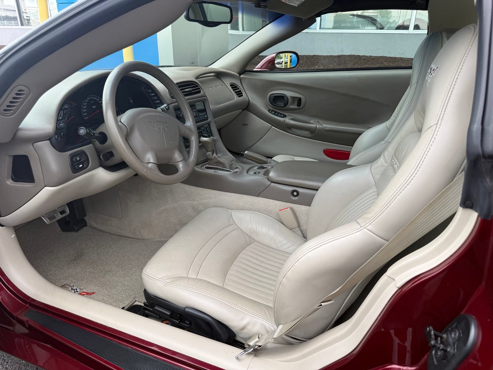 Used 2003 Chevrolet Corvette Coupe w/ Preferred Equipment Group RWD image 15