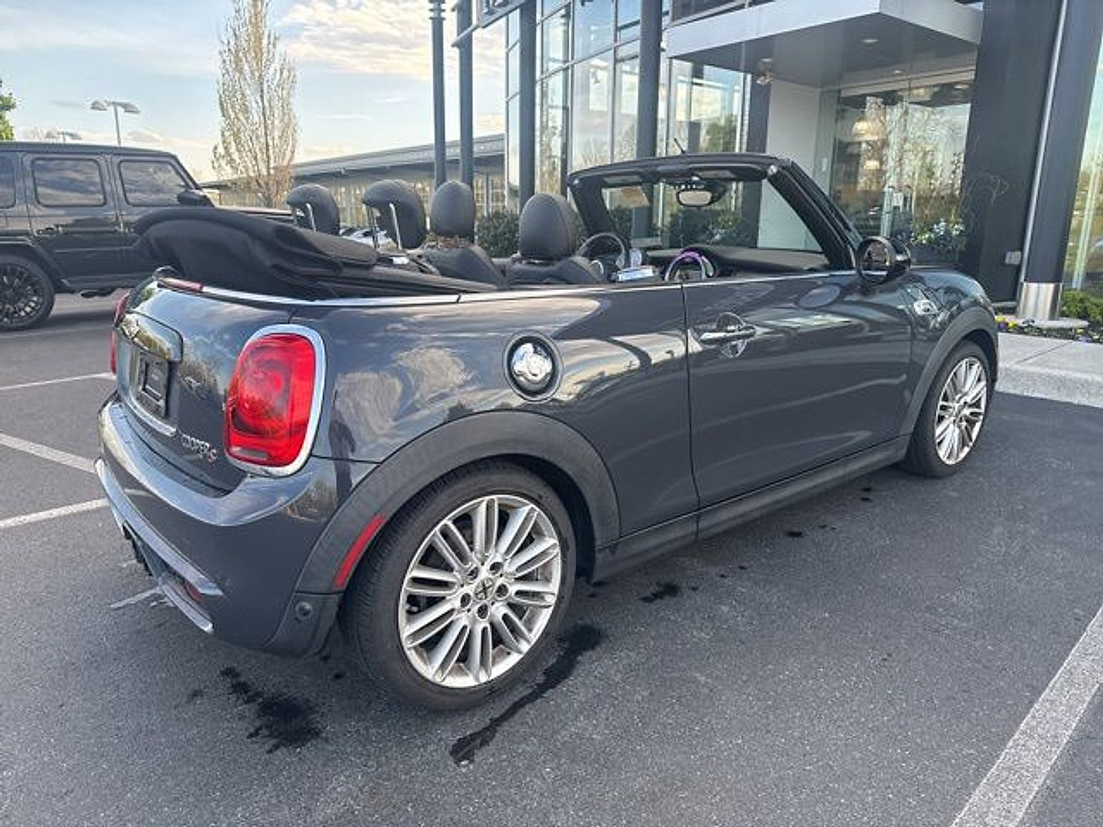 Used 2017 MINI Cooper S image 3