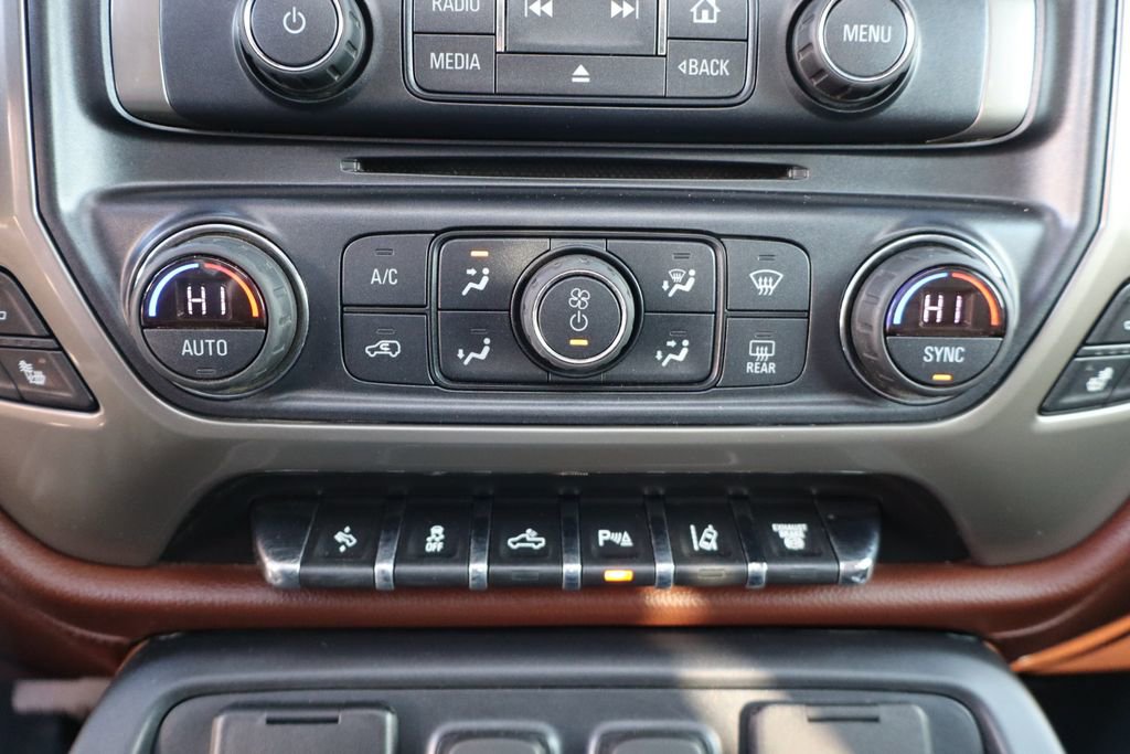 Used 2019 Chevrolet Silverado 3500 High Country w/ Duramax Plus Package image 27