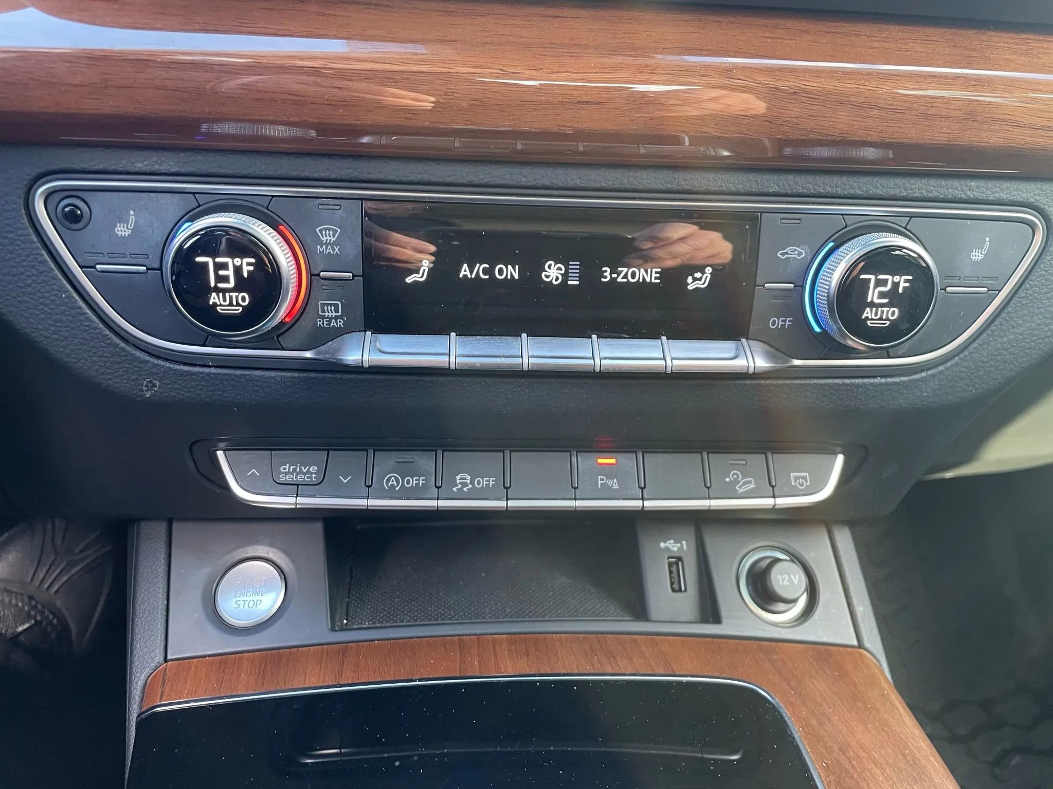 Used 2021 Audi Q5 2.0T Premium w/ Convenience Package image 10