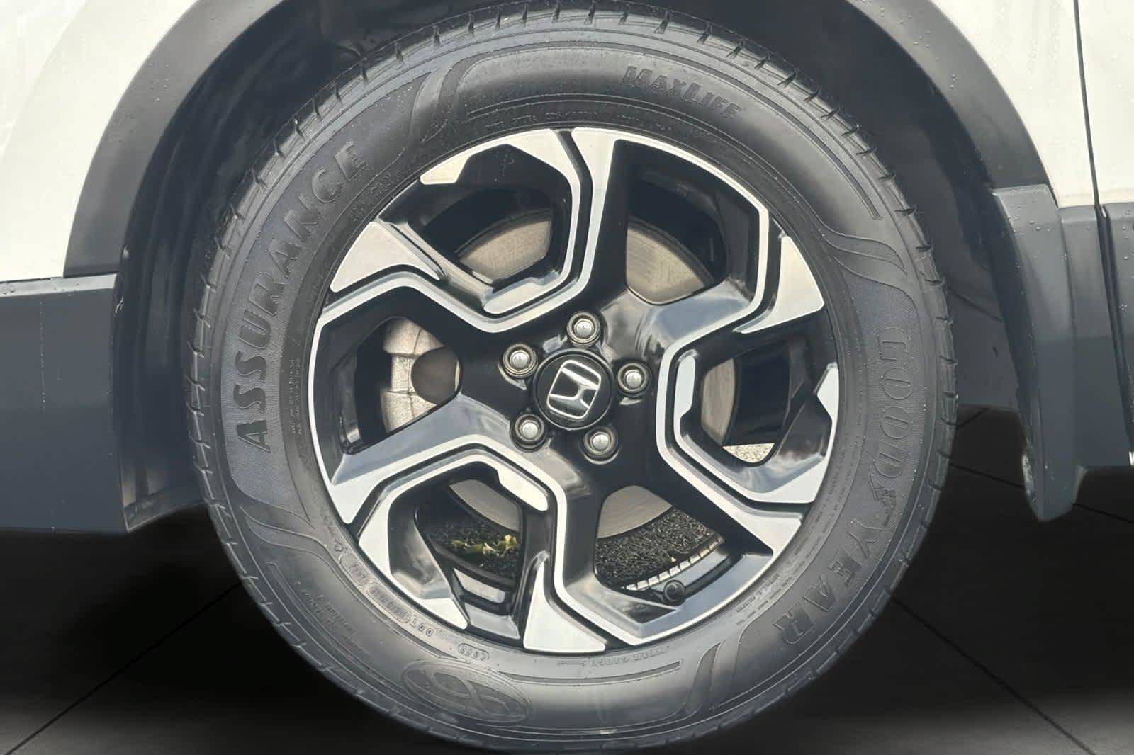 Used 2019 Honda CR-V Touring image 11