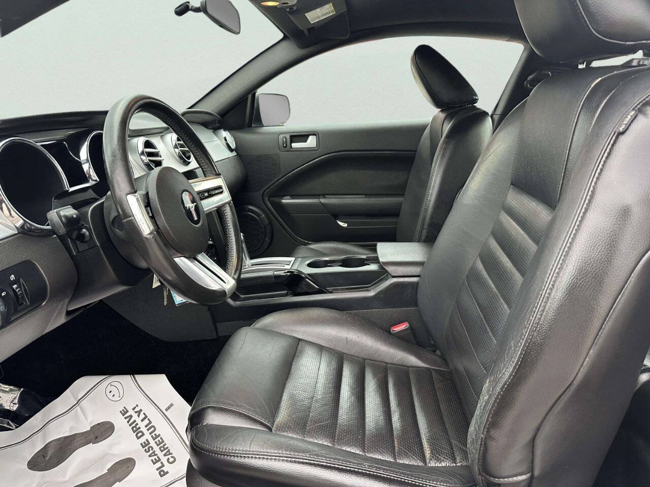 Used 2006 Ford Mustang GT RWD image 9