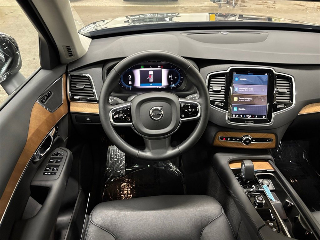 Certified 2025 Volvo XC90 B5 Plus w/ Protection Package Premier image 23
