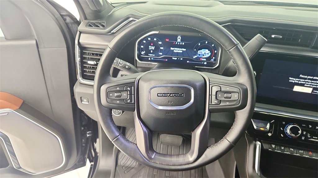 Used 2025 GMC Sierra 2500 Denali Ultimate image 20