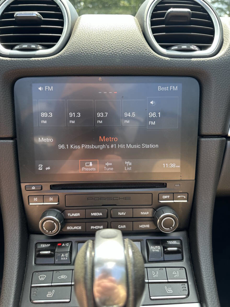 Used 2018 Porsche 718 Boxster image 29