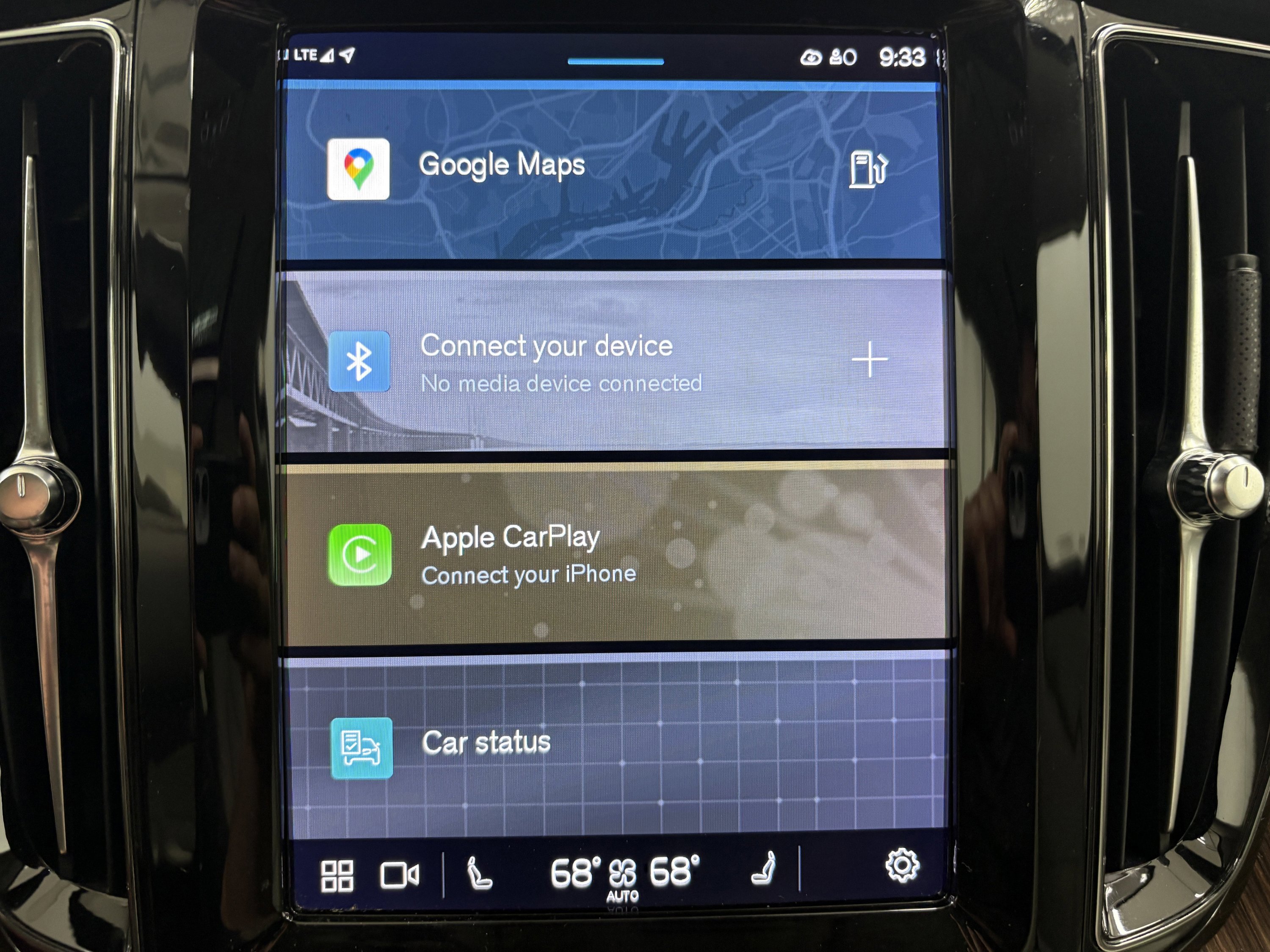 Used 2022 Volvo XC60 B5 Momentum image 21