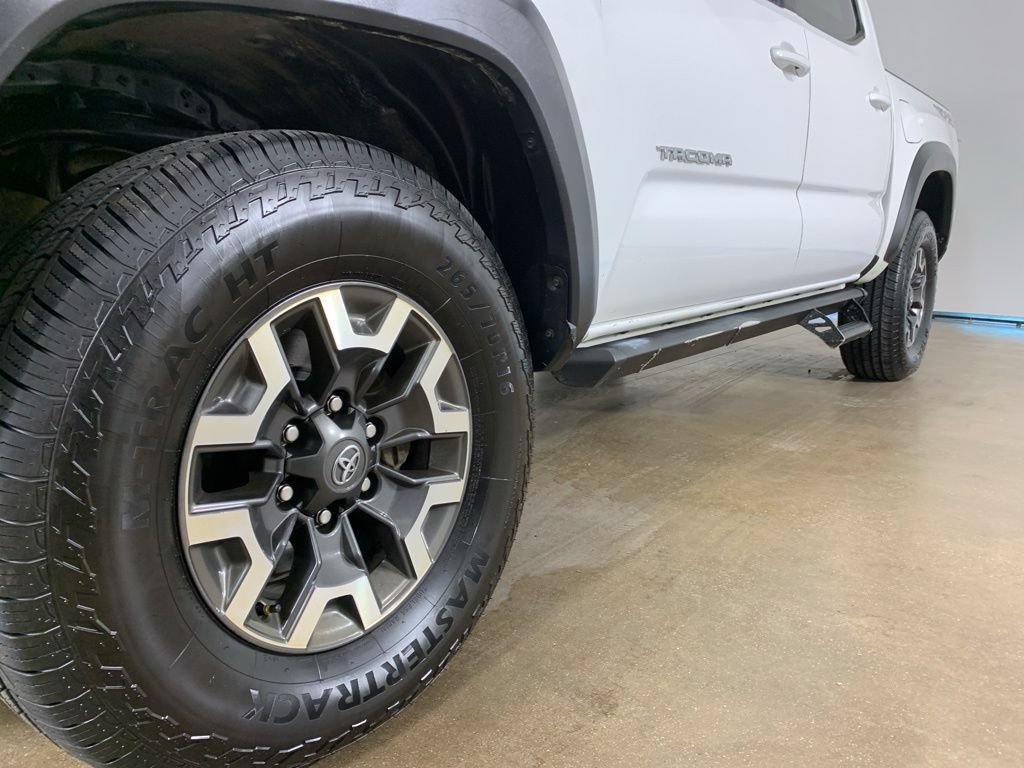 Used 2023 Toyota Tacoma TRD Off-Road AWD/4WD image 2