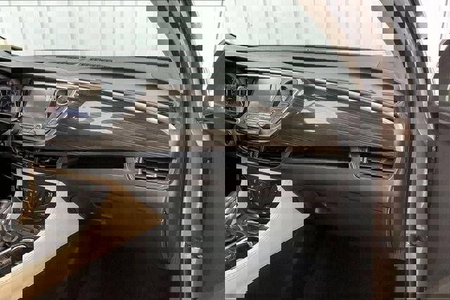 Used 2019 Buick Envision Premium image 17