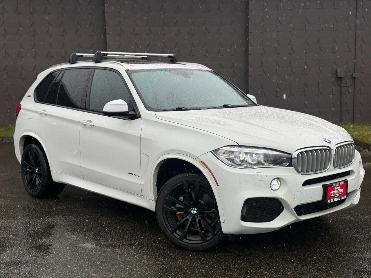 Used 2017 BMW X5 xDrive40e AWD/4WD image 3