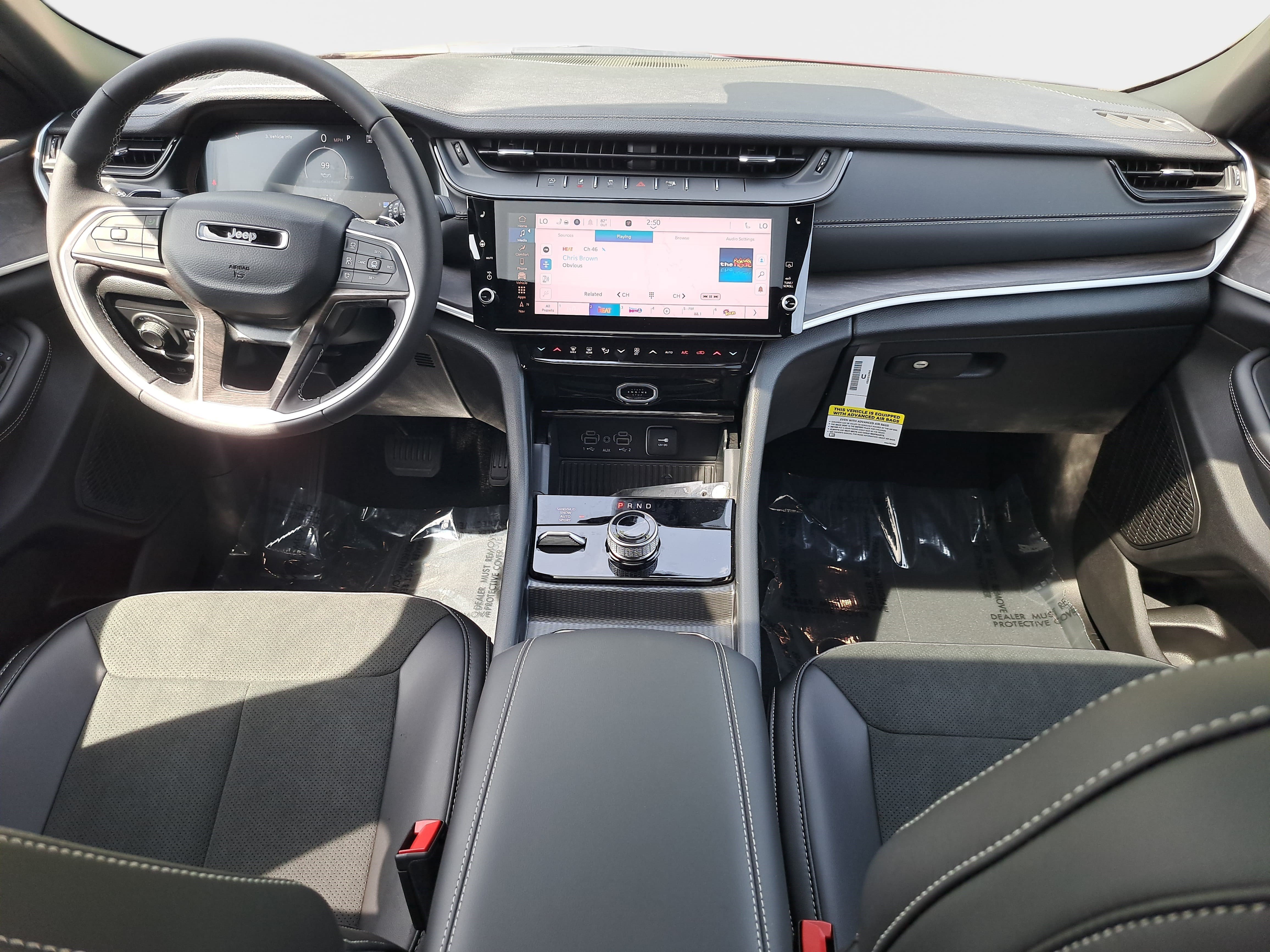 New 2026 Jeep Grand Cherokee Altitude AWD/4WD image 9