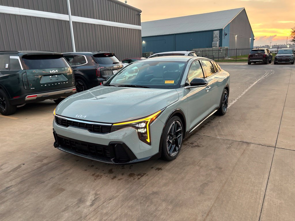 Used 2026 Kia K4 GT-Line Turbo