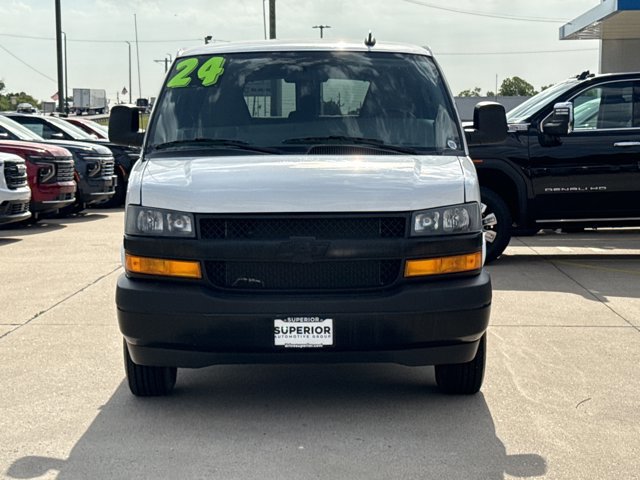 Used 2024 Chevrolet Express 3500 LS RWD image 8