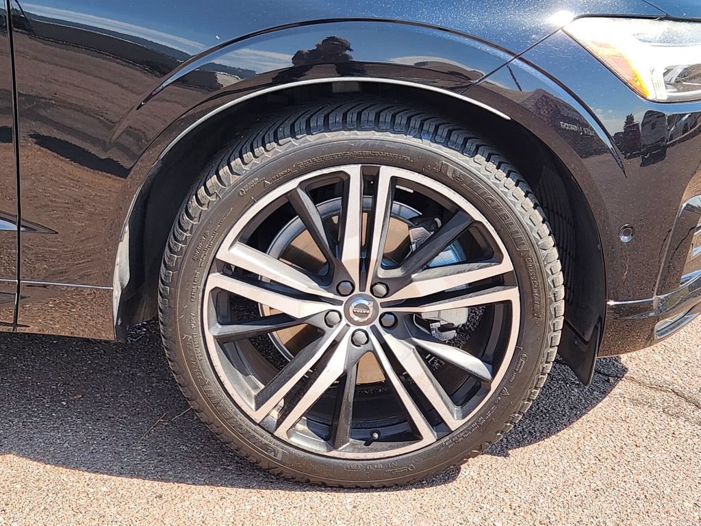 Used 2019 Volvo XC60 T6 R-Design w/ Protection Package Premier AWD/4WD image 30