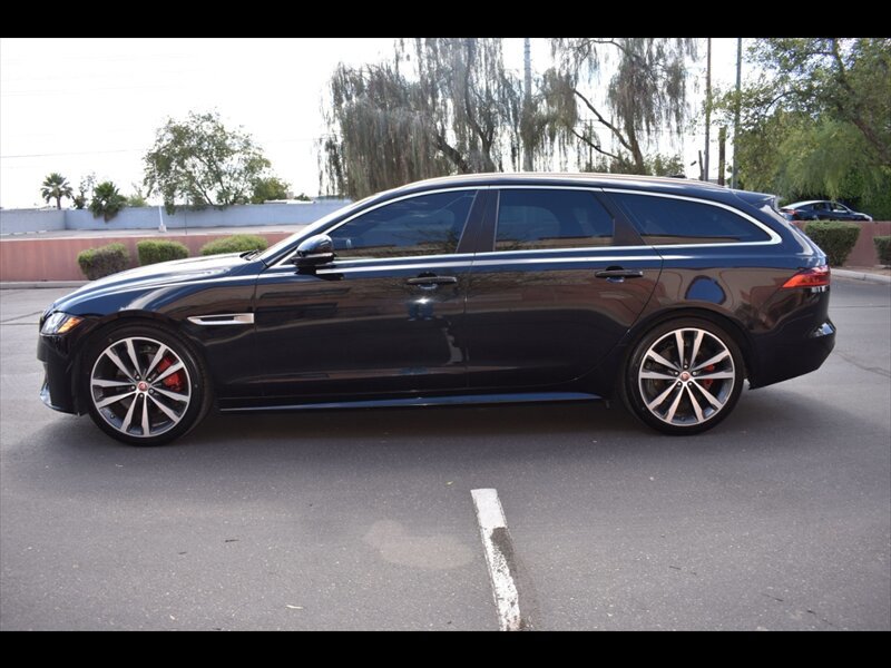 Used 2018 Jaguar XF First Edition AWD/4WD image 4