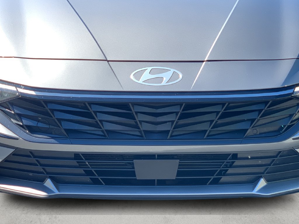 Certified 2024 Hyundai Elantra SEL w/ Convenience Package FWD image 43