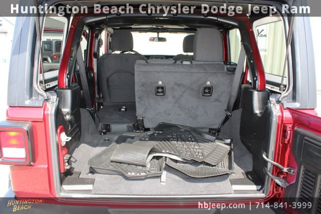 Used 2021 Jeep Wrangler Unlimited Sport image 33